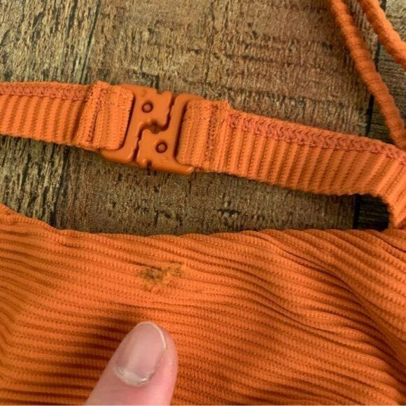 Seafolly Orange Ribbed Bikini Top With Adjustable Straps & Back Clip Closure - Picture 7 of 7